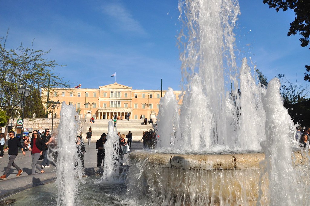 hellenic parliament building syntagma square athens greece
