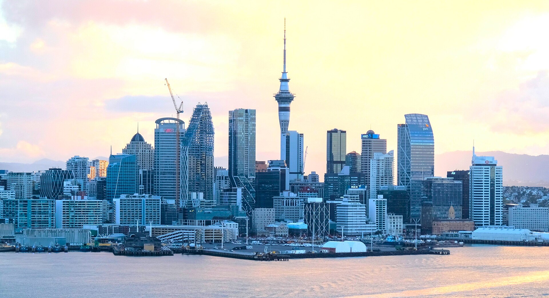 aucklandskyline may2024 2