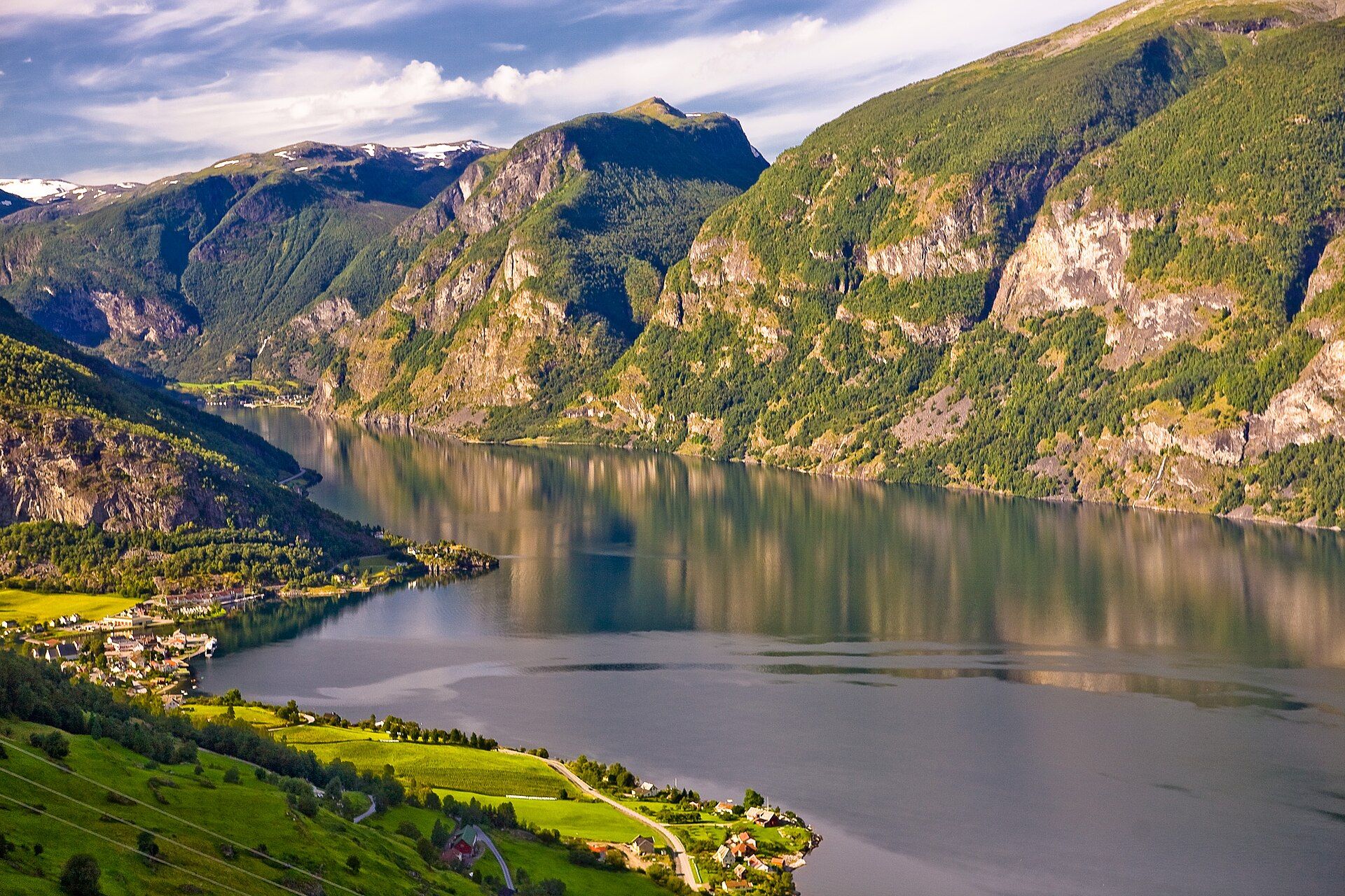 aurlandsfjorden fra snovegen