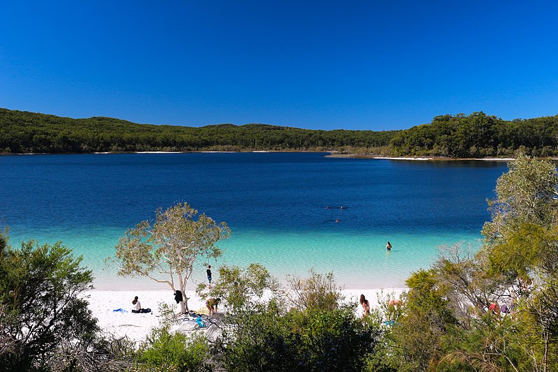 australia queensland fraser island lake mckenzie