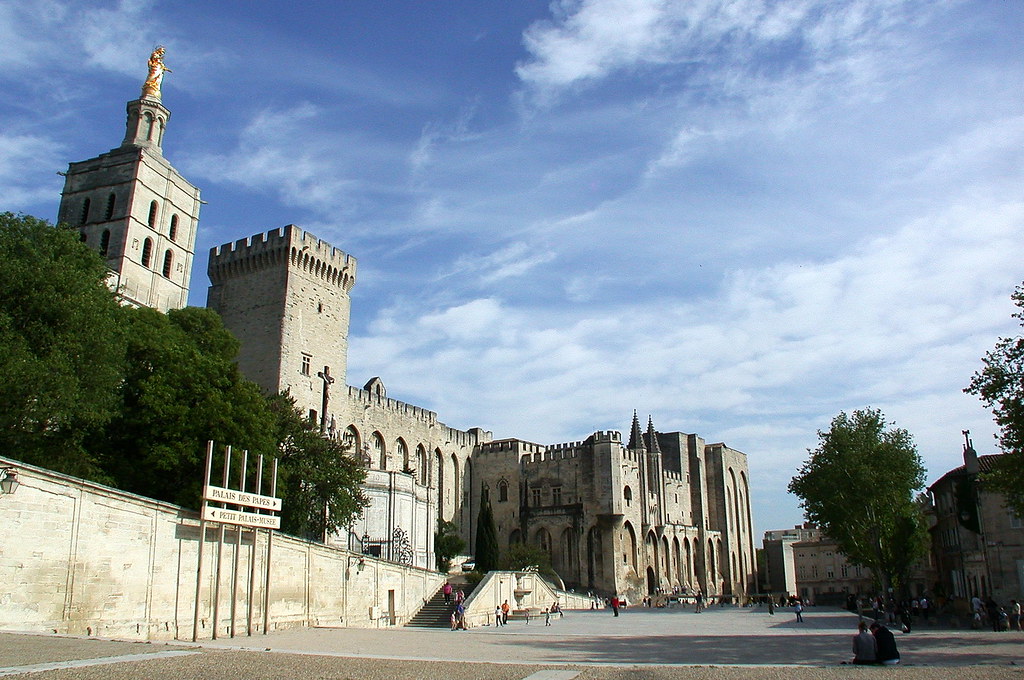 avignone 15 26 04 06