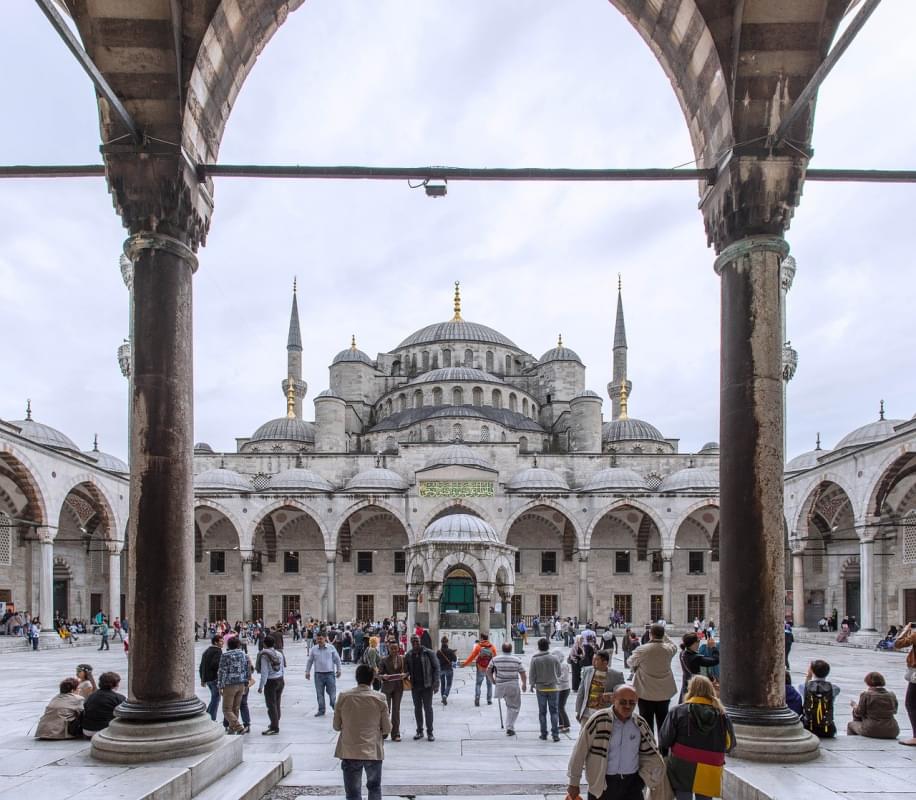 aya sofia istanbul persone piazza