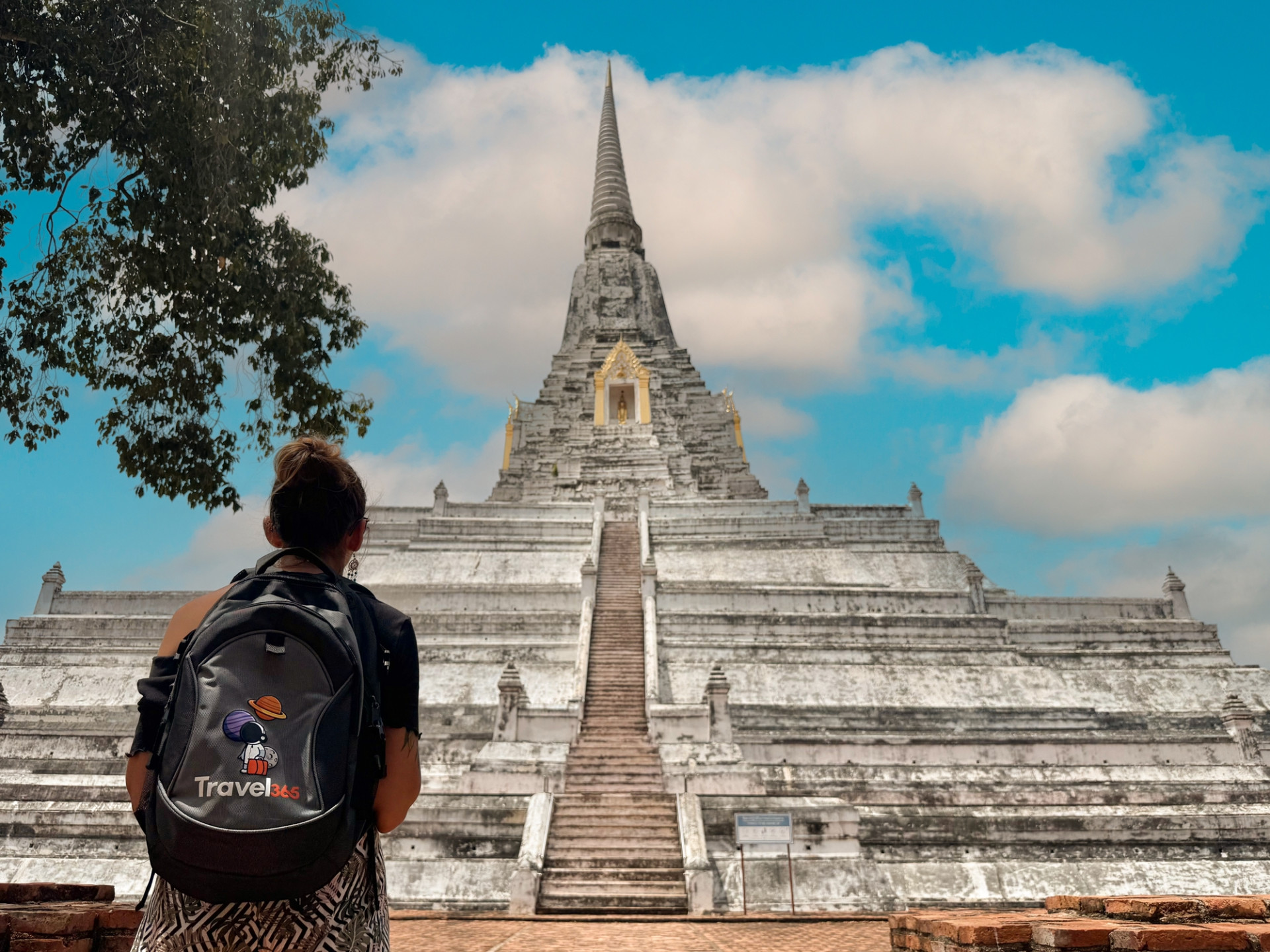 ayutthaya wat phu khao thong