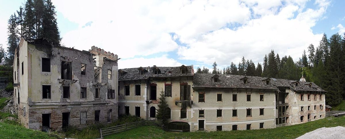 bagni san candido - foto di llorenzi