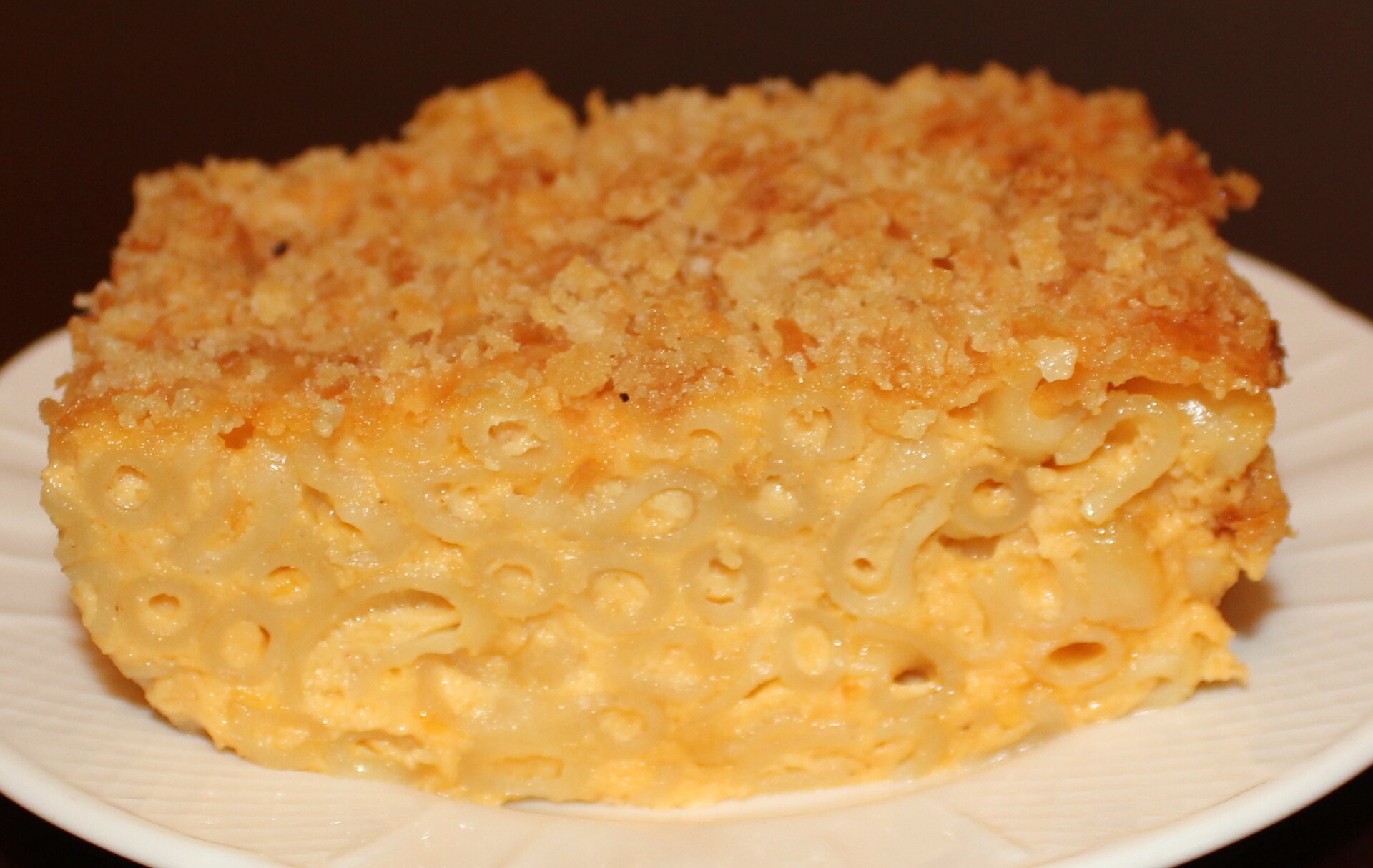 bakedmacaroniandcheeseclose up