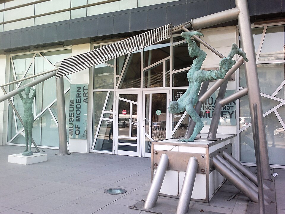 baku museum of modern art entrance