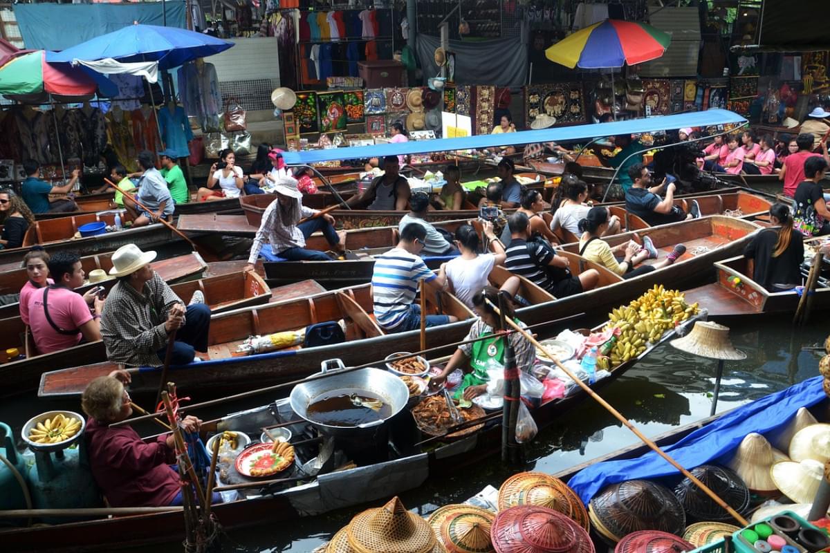 bangkok tailandia mercato fluttuante 1