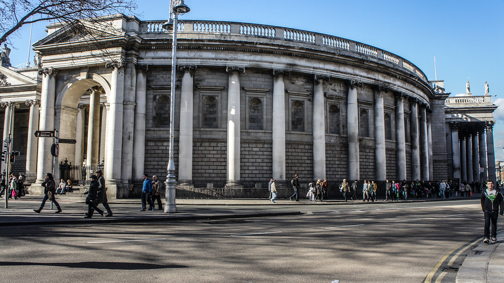 bank of ireland college green