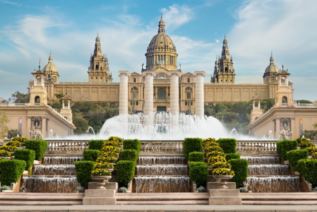 barcelona placa de espanya national museum with magic fountain afternoon barcelona spain 1