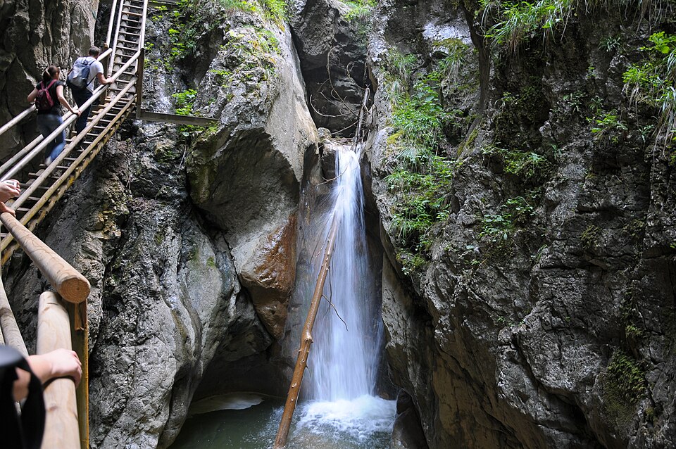 barenschutzklamm wasserfall