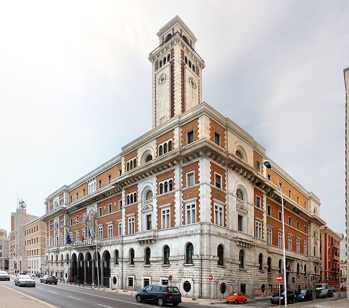 bari palazzo della provincia pinacoteca corrado giaquinto