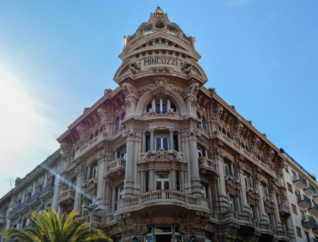 bari palazzo mincuzzi italia 1