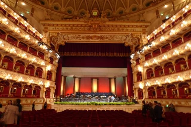 bari teatro petruzzelli 2008 interno