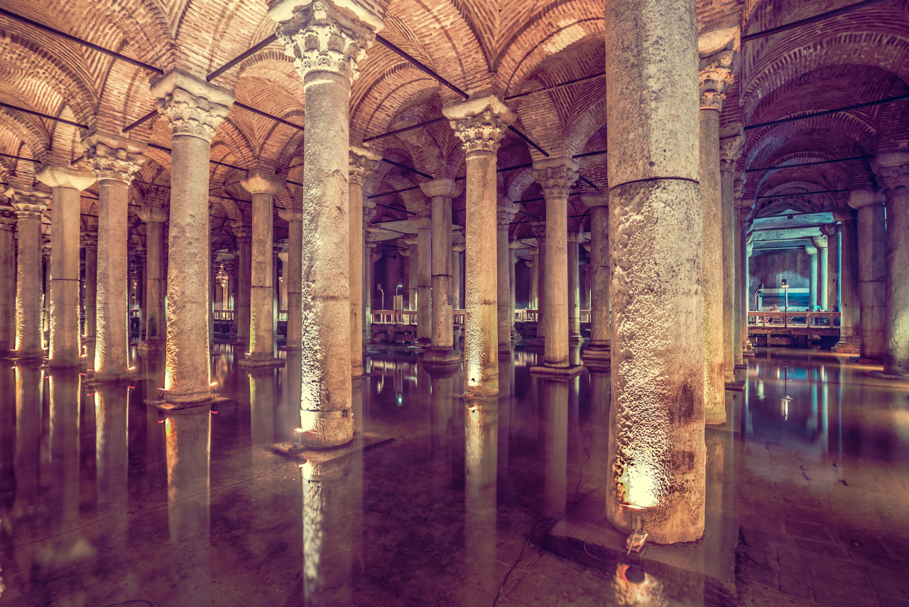 basilica cistern is largest ancient underground cistern istanbul which was used store