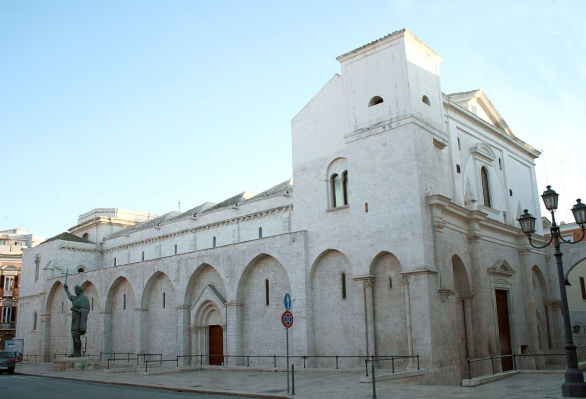 basilica santo sepolcro barletta - foto di achille83