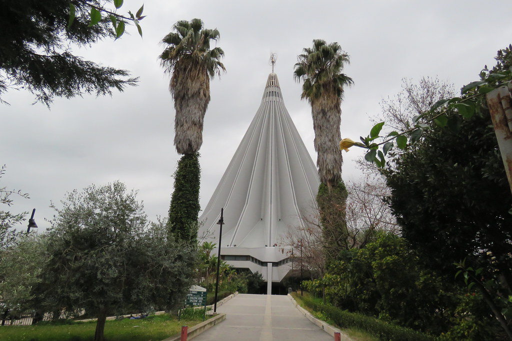 basilica santuario madonna delle lacrime