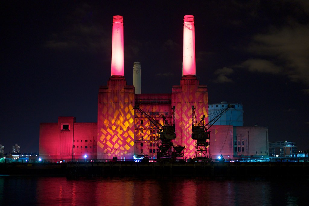 battersea power station night