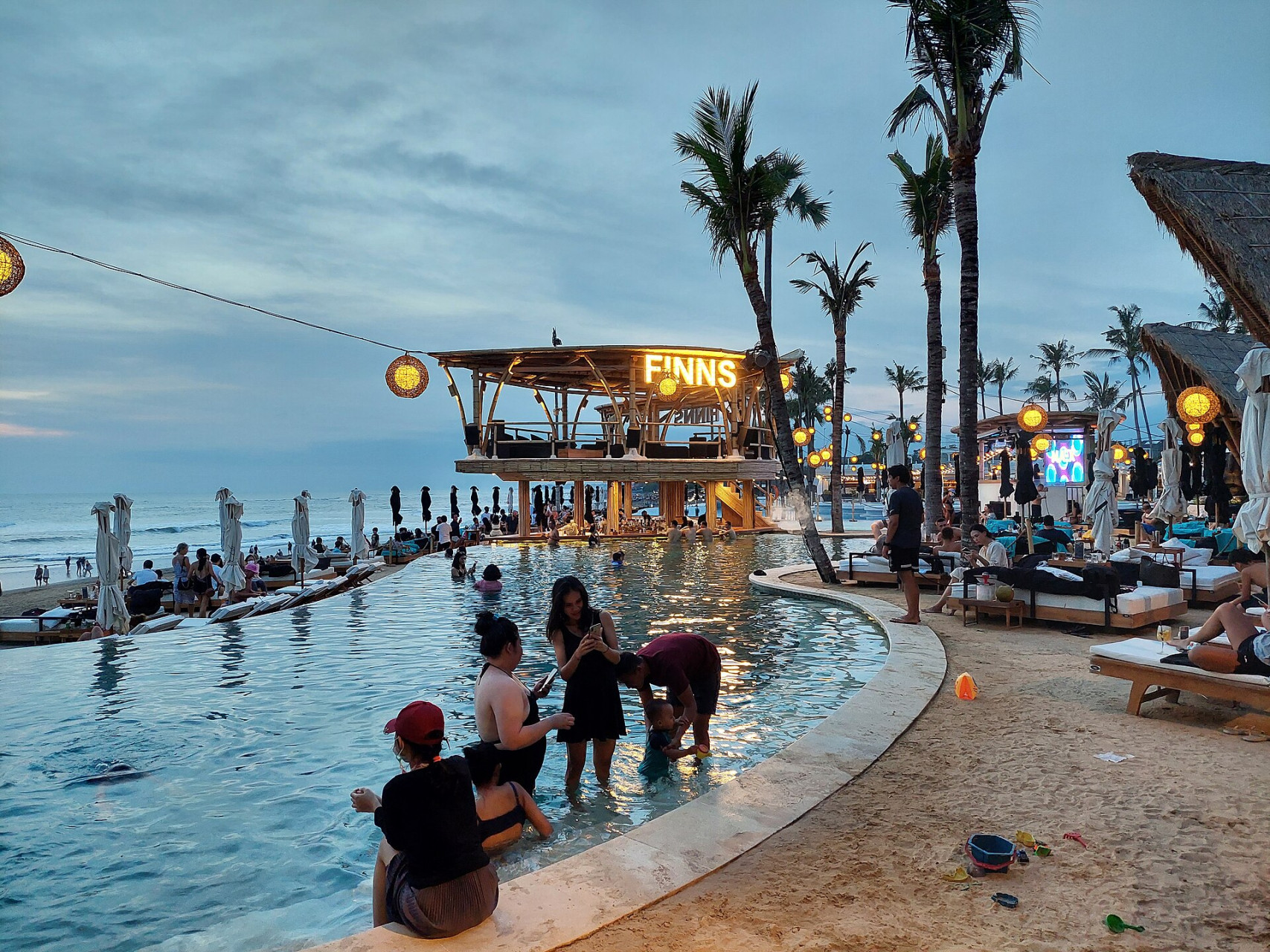 beach club canggu