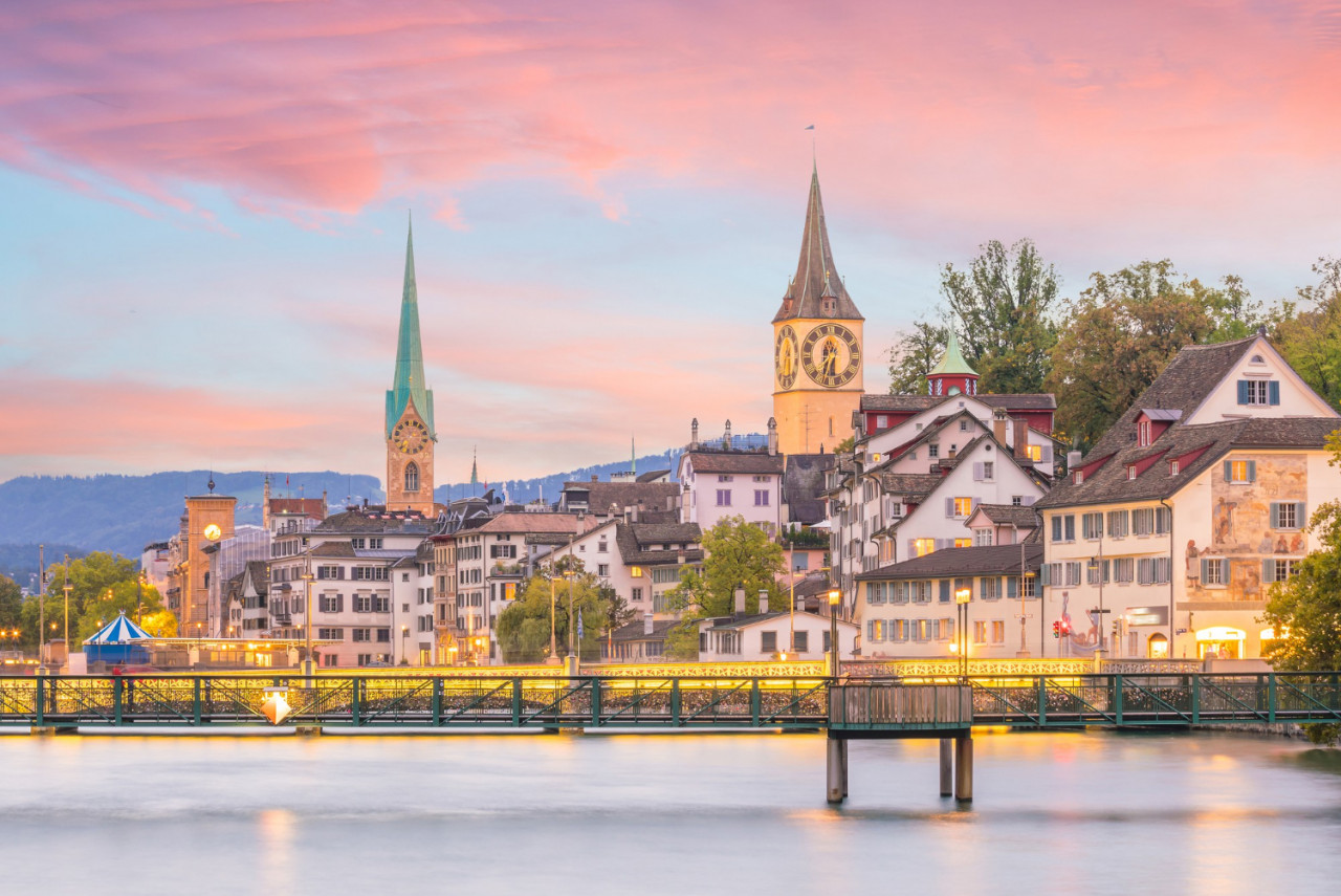 beautiful view historic city center zurich sunset switzerland