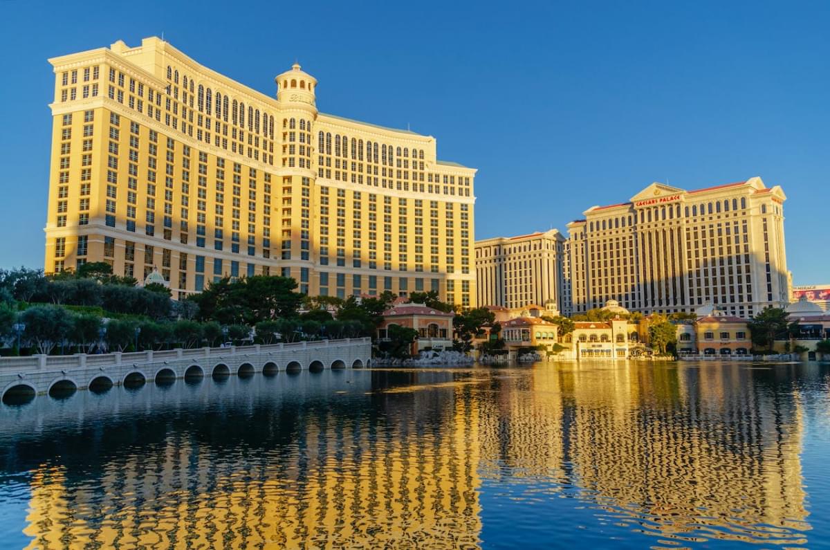 bellagio hotel and casino building in las vegas