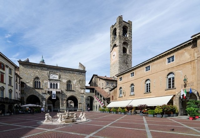 piazza vecchia bergamo