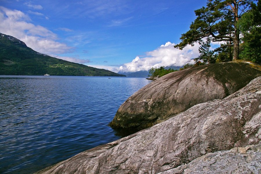 bergen hardangerfjord