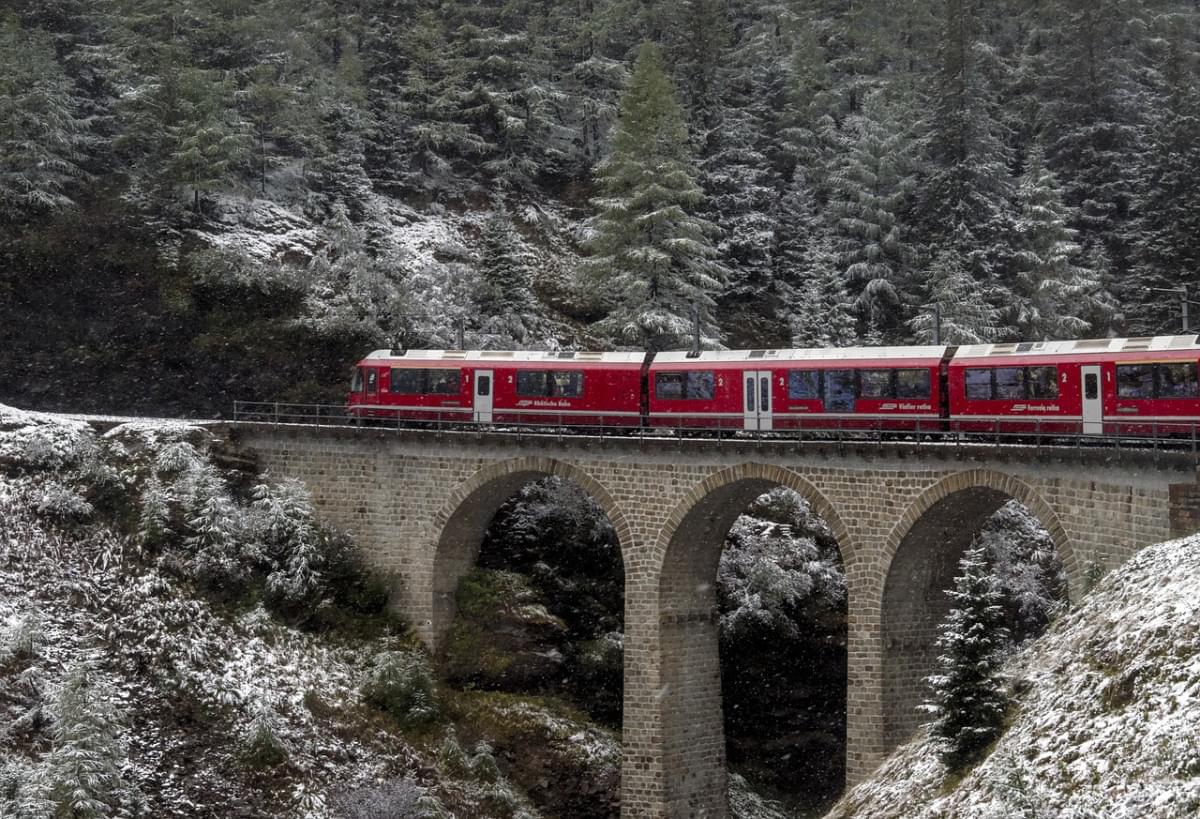 bernina express inverno svizzera