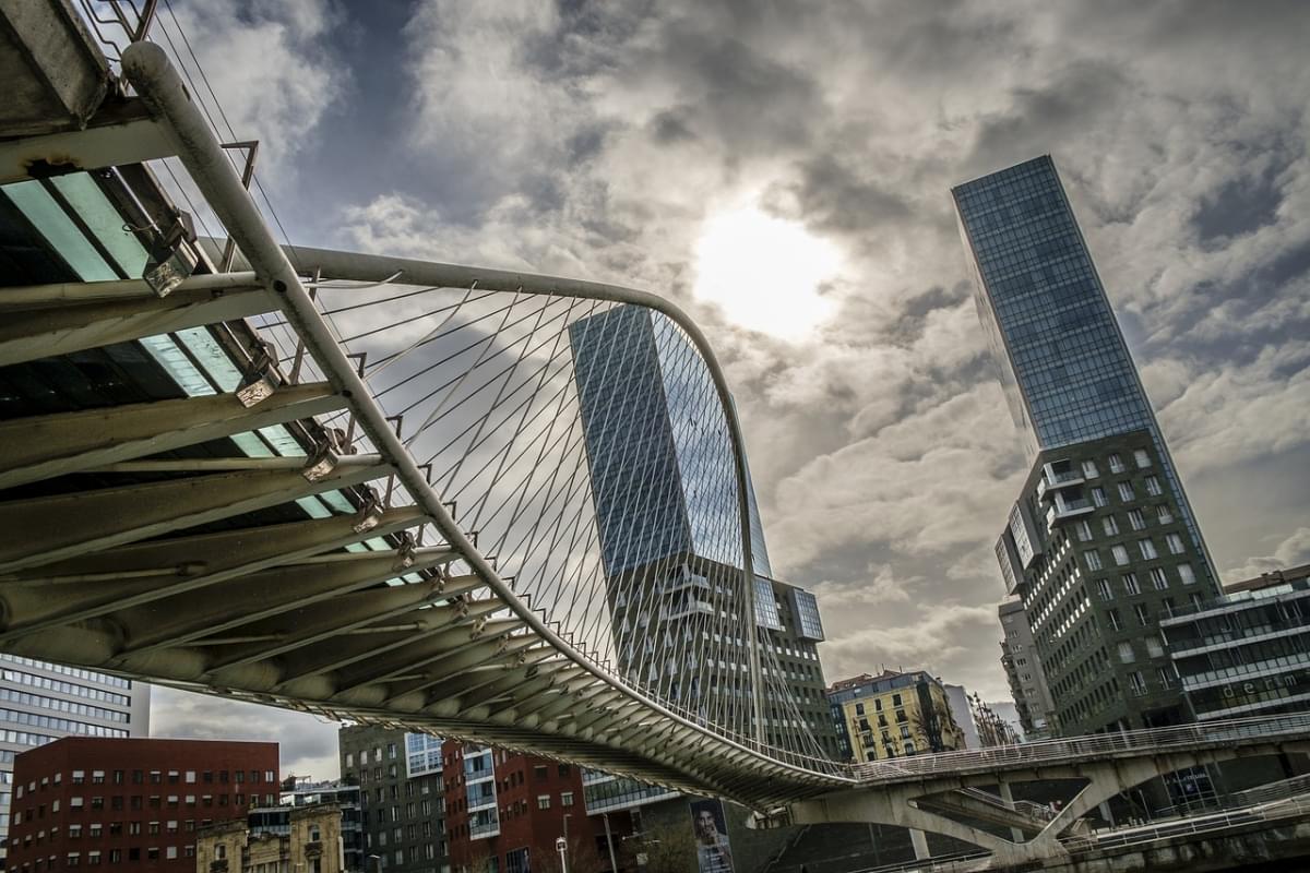 bilbao spagna architettura cielo 1