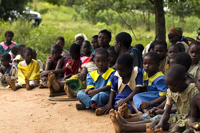 bimbi a scuola in malawi
