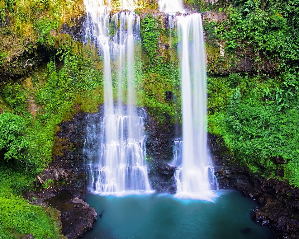 bolaven plateau waterfall