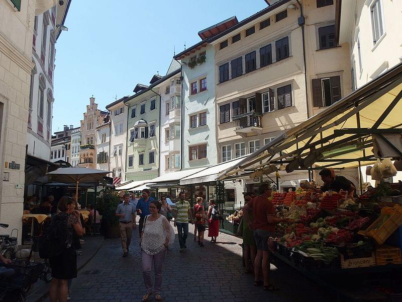 bolzano piazza delle erbe