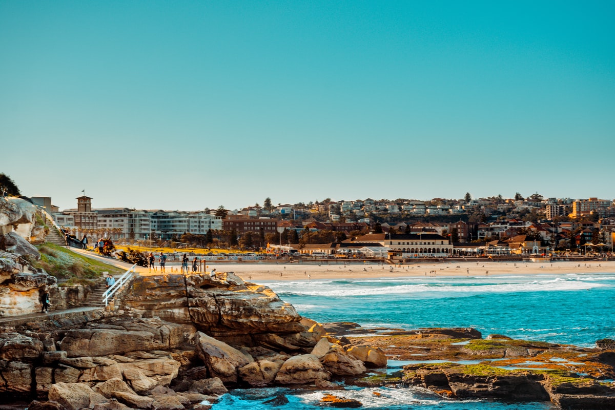 bondi beach sydney rocce