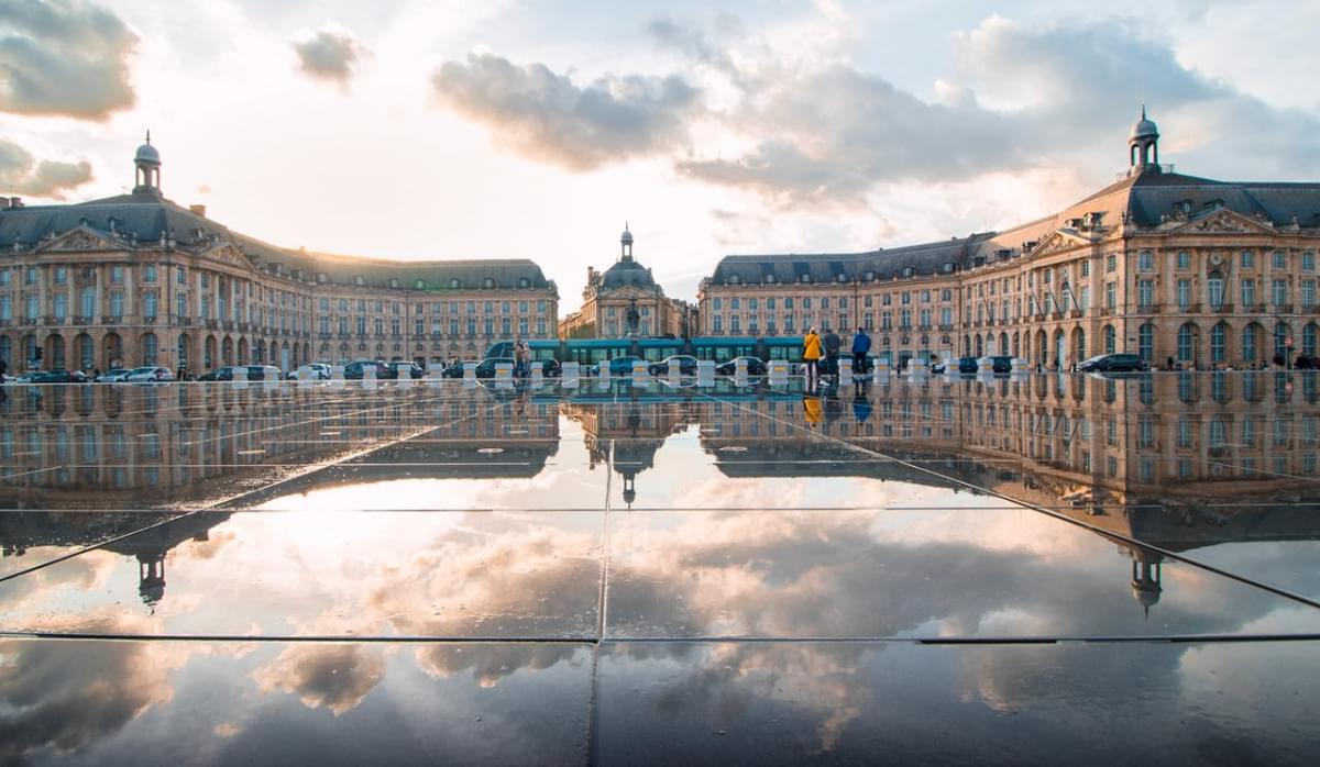 bordeaux piazza