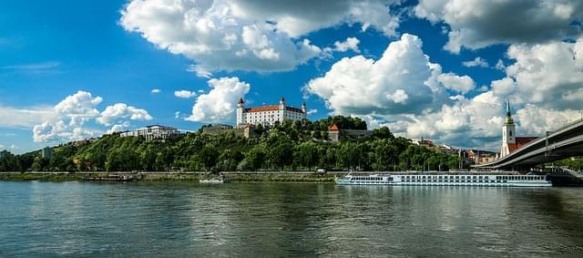 bratislava castello