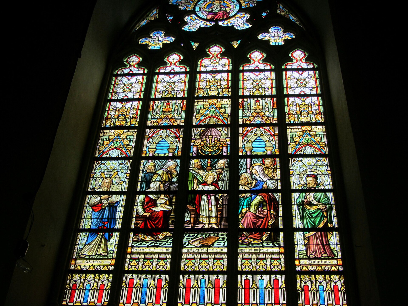 vetrata a mosaico della cattedrale di san salvatore a bruges