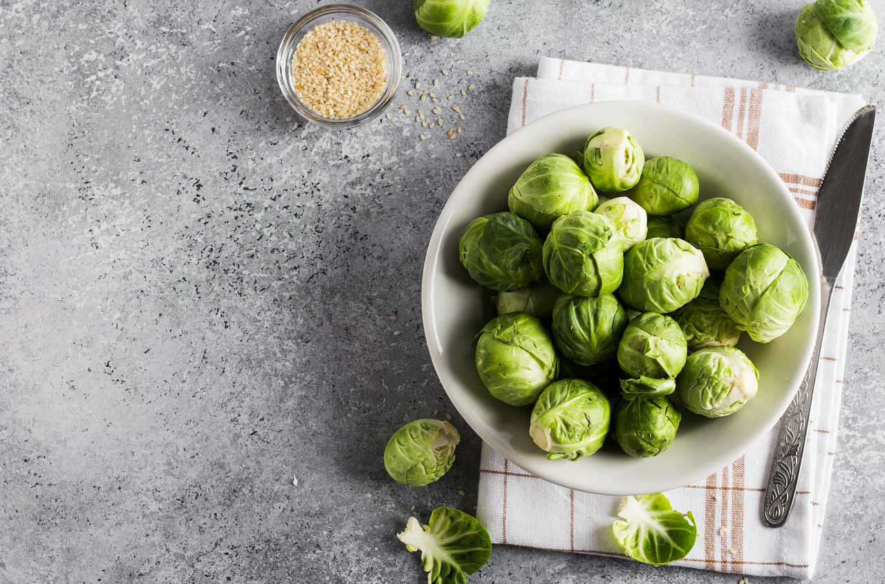 brussels sprouts cabbage fresh organic jar table kitchen