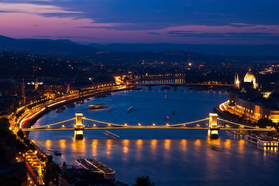 Budapest Ponte Delle Catene Danubio 1