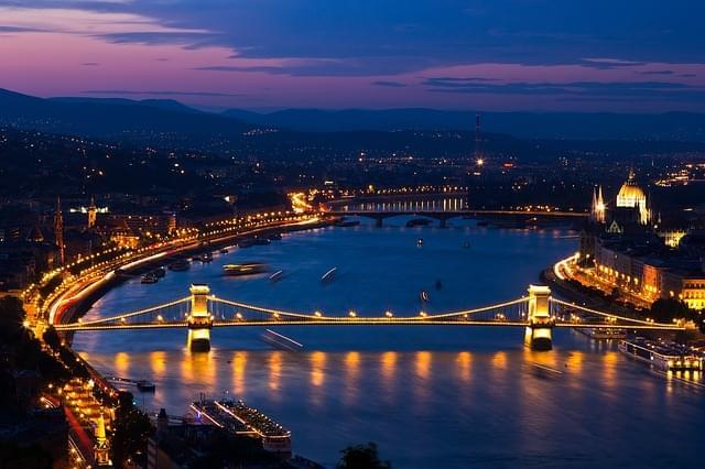 budapest ponte delle catene danubio