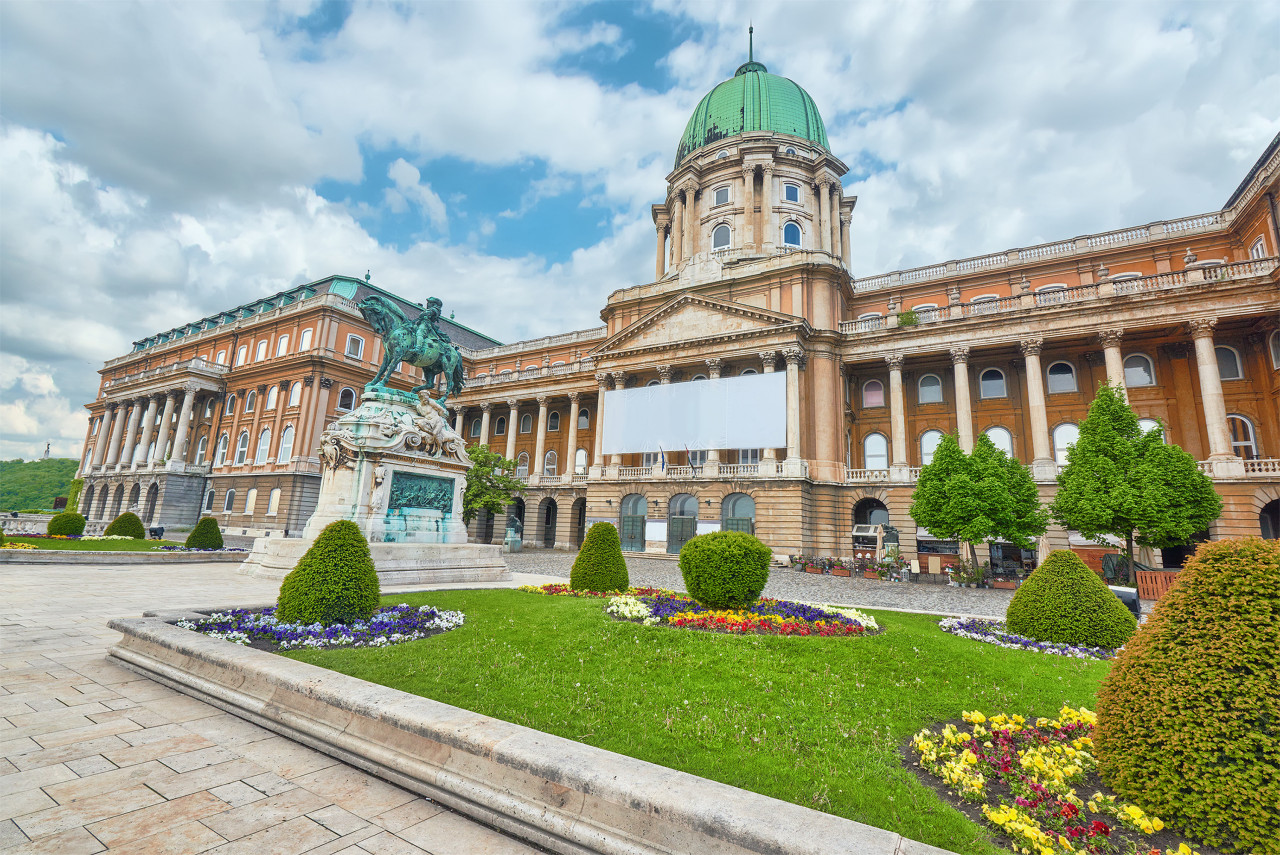 budapest royal castle courtyard royal palace budapest hungary