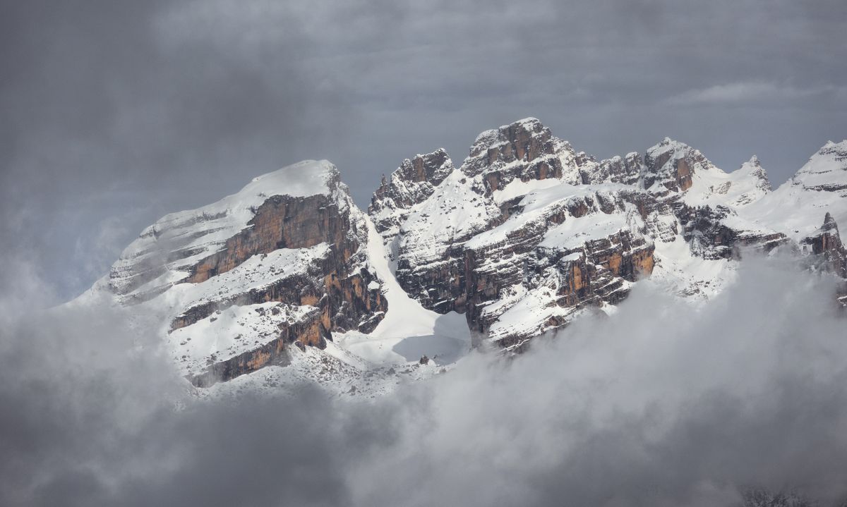 cabinovia groste dolomiti brenta madonna campiglio - foto di marek piwnicki