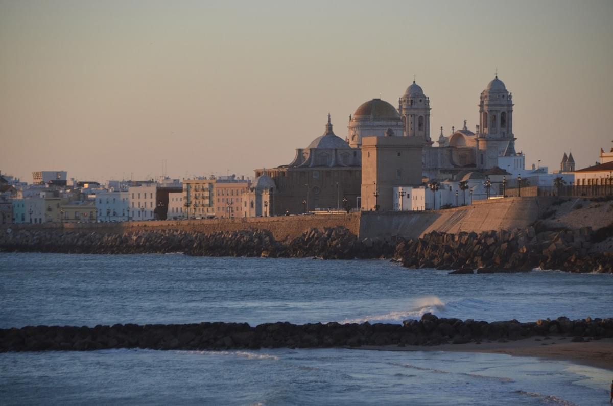 cadice citta mare tramonto