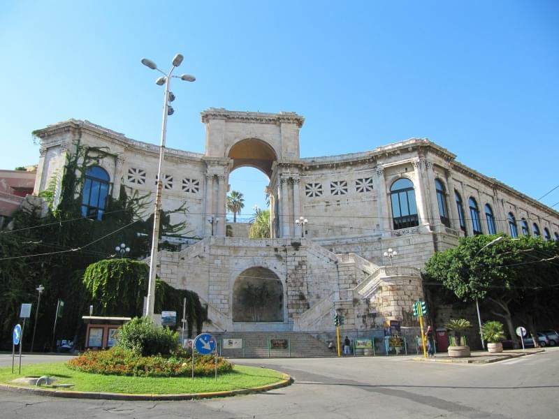 cagliari sardegna shopping