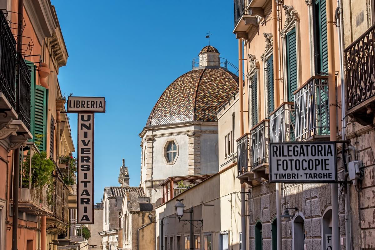 cagliari sardina italia citta 2