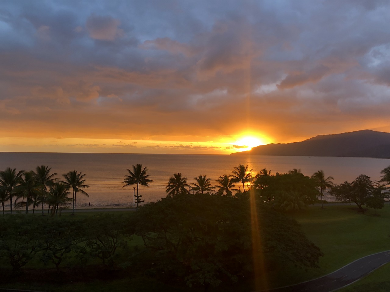 cairns tramonto australia