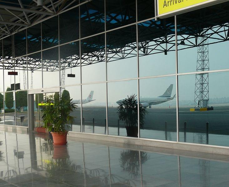 cairo international airport arrivi