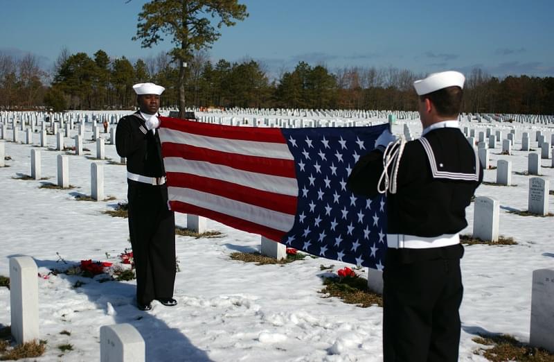 calverton national cemetery