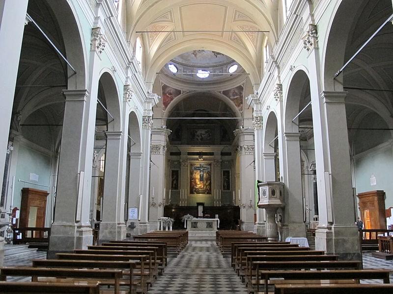 camaiore interno collegiata