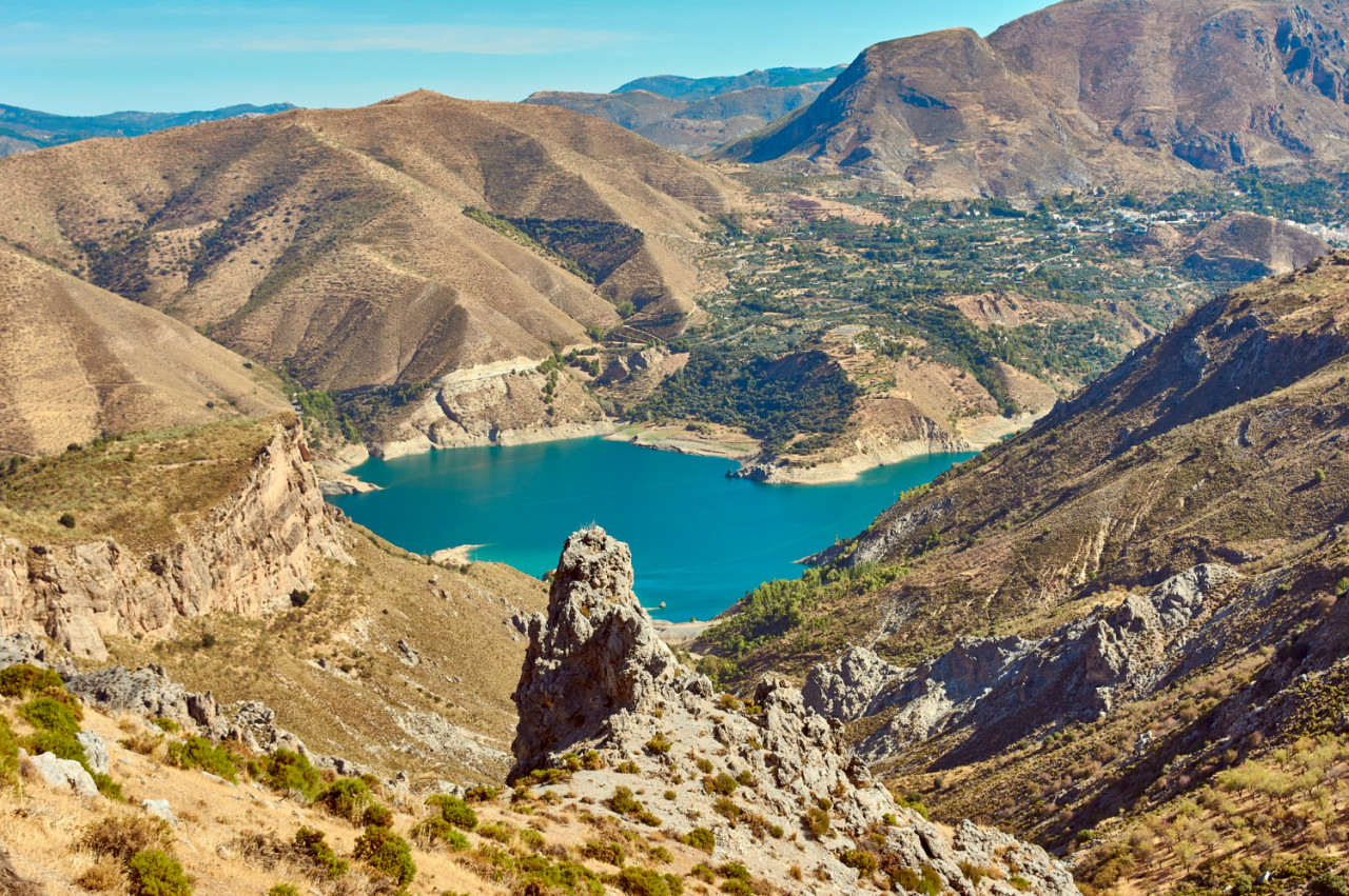 canales dam sierra nevada granada artificial freshwater lake