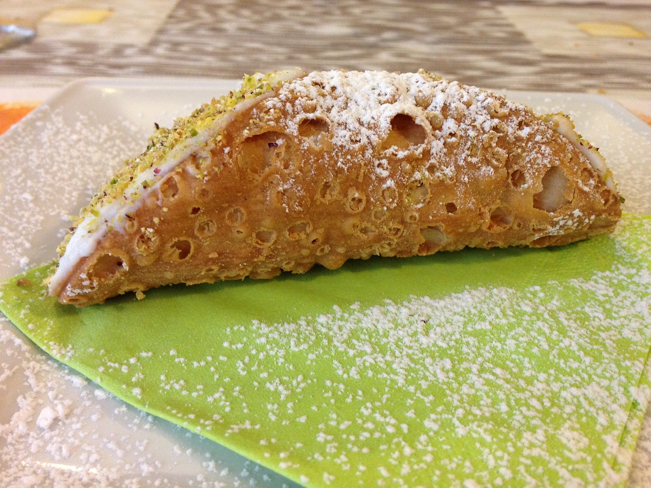 cannolo siciliano dolce sicilia