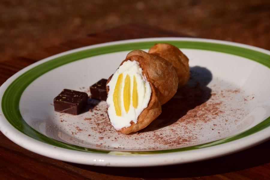 cannolo siciliano